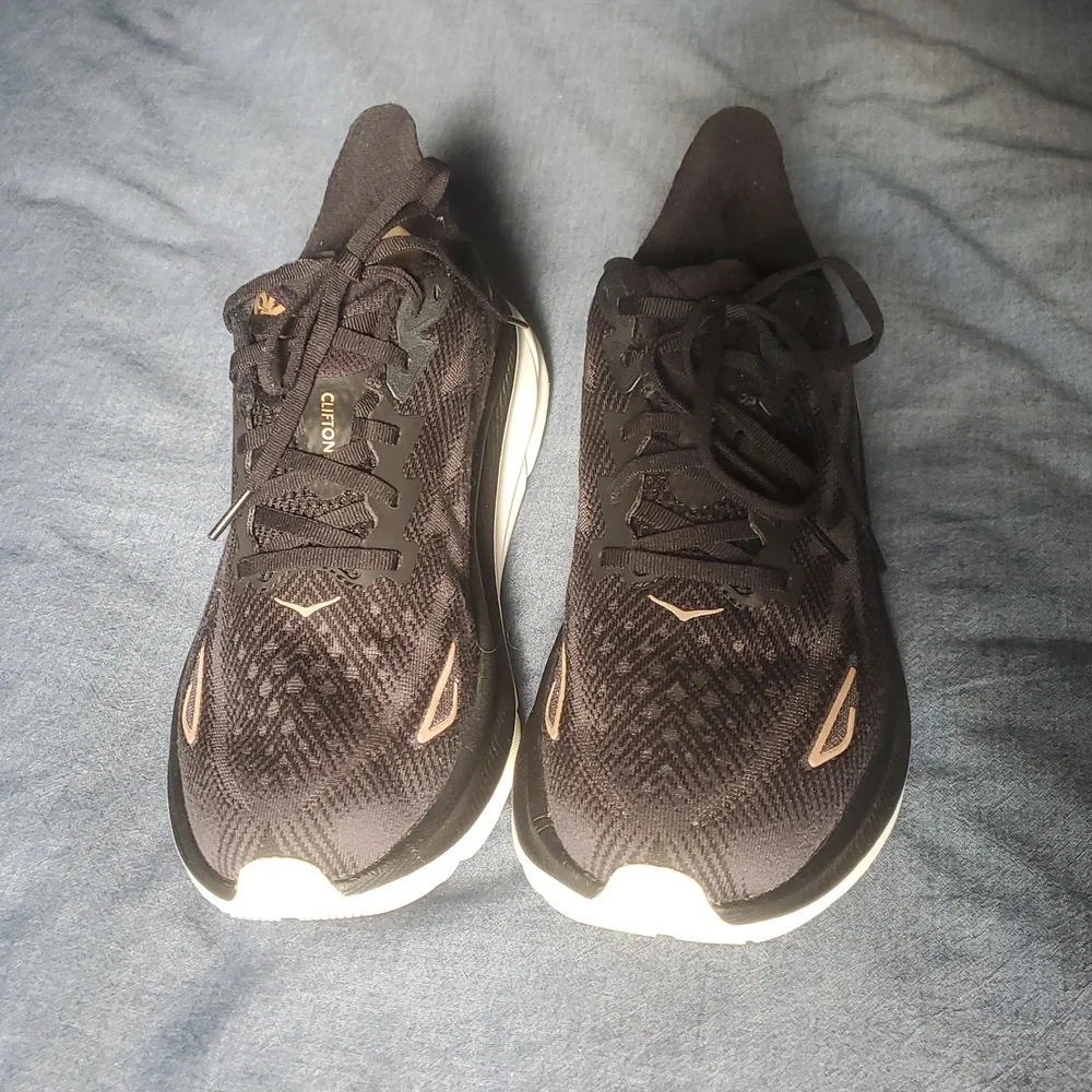 Hoka Clifton 9 Black Rose Gold Women's Running Shoes 9.5 D - Picture 2 of 6